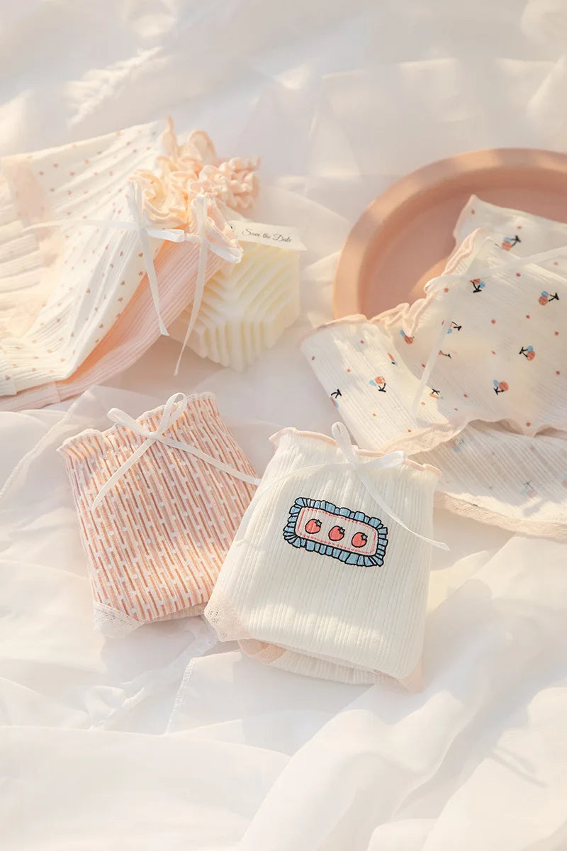 Women's Cotton Underwear Lovely Girl Bow Panties Sexy Lace Panties Mid Waist Seamless Comfort Briefs Female Lingerie