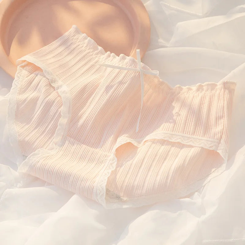 Women's Cotton Underwear Lovely Girl Bow Panties Sexy Lace Panties Mid Waist Seamless Comfort Briefs Female Lingerie