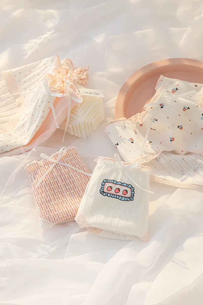 Women's Cotton Underwear Lovely Girl Bow Panties Sexy Lace Panties Mid Waist Seamless Comfort Briefs Female Lingerie