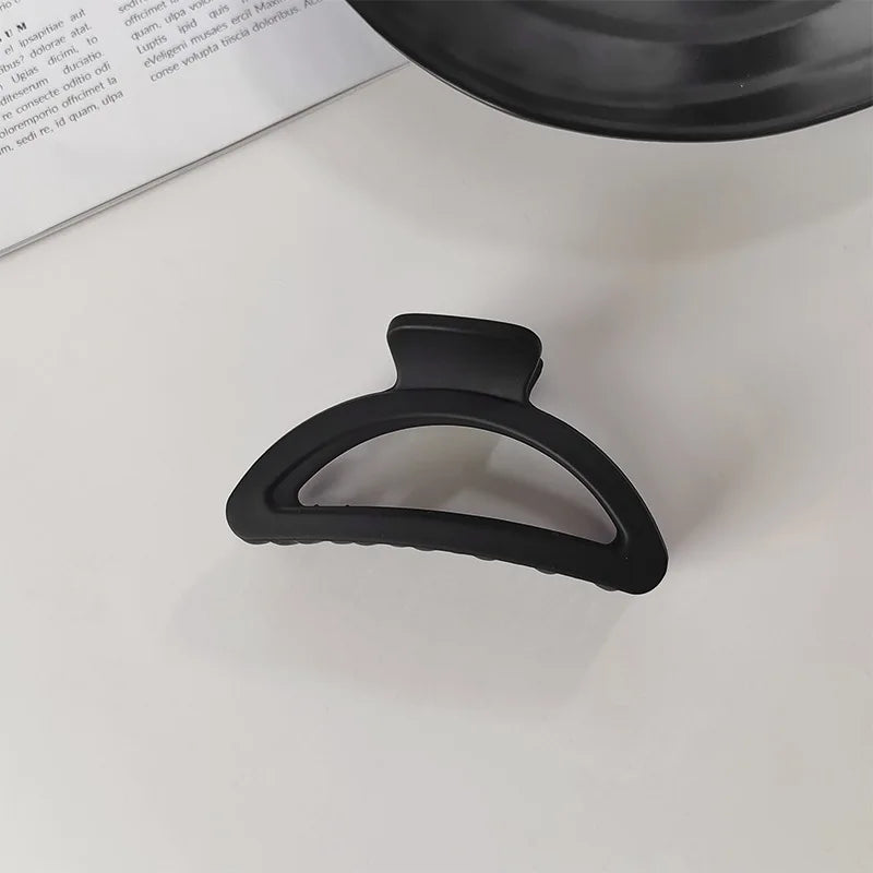 Women Elegant Black Geometric Plastic Hair Claw Lady Sweet Long Hair Holder Toothed Hair Clips Hairpins Fashion Hair Accessories